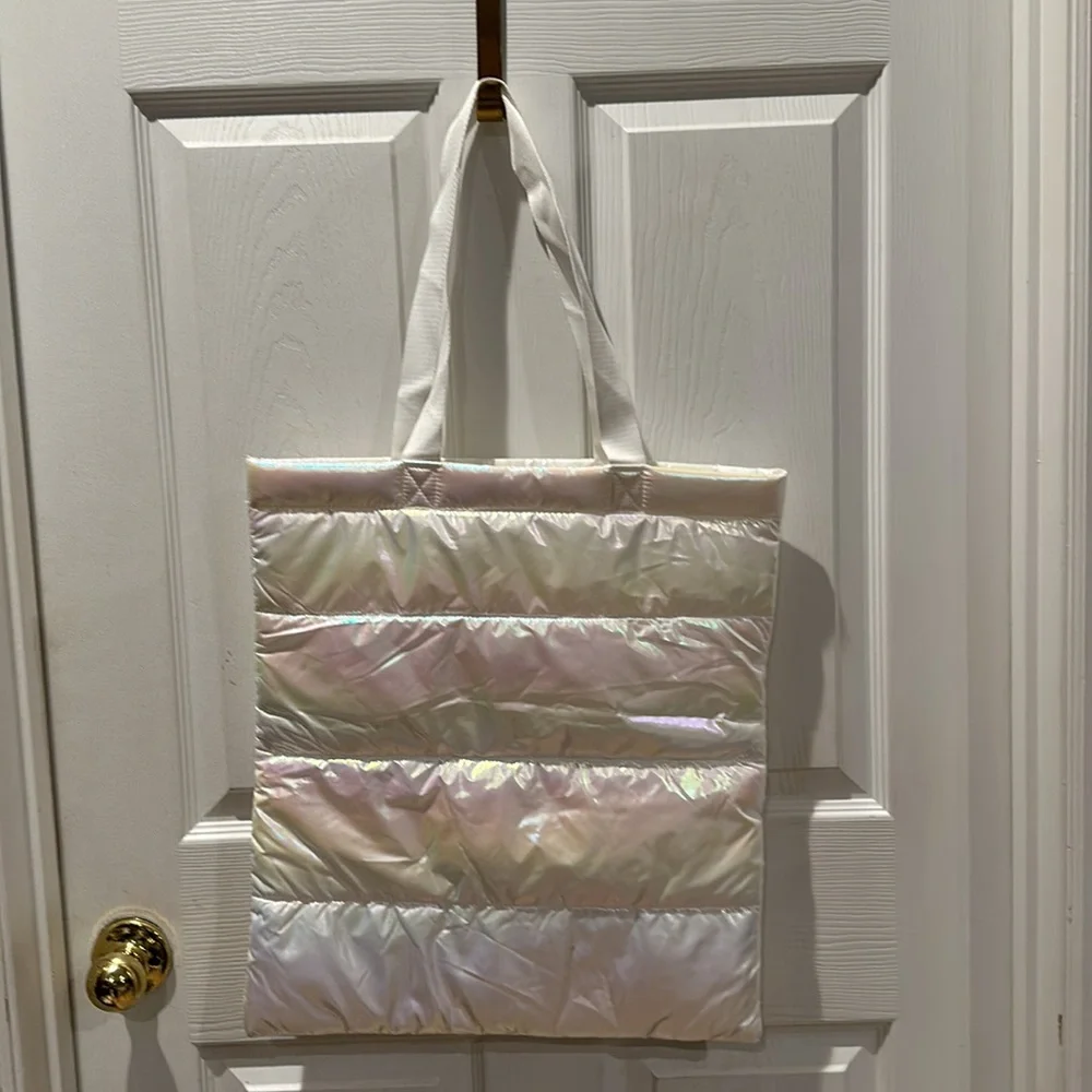 White iridescent winter Bath and Body works tote bag nwt